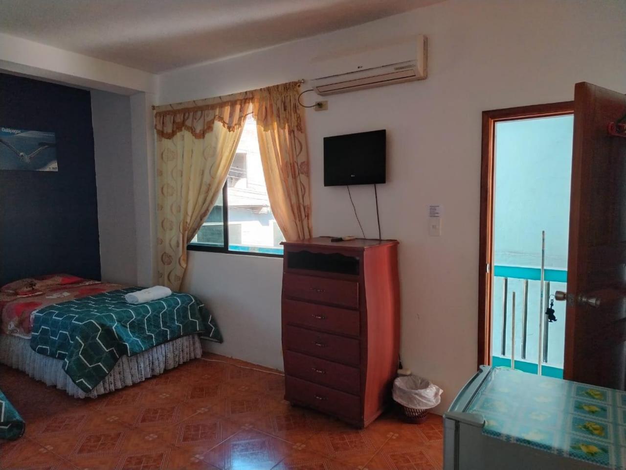 Casa De Celeste Puerto Baquerizo Moreno Dış mekan fotoğraf