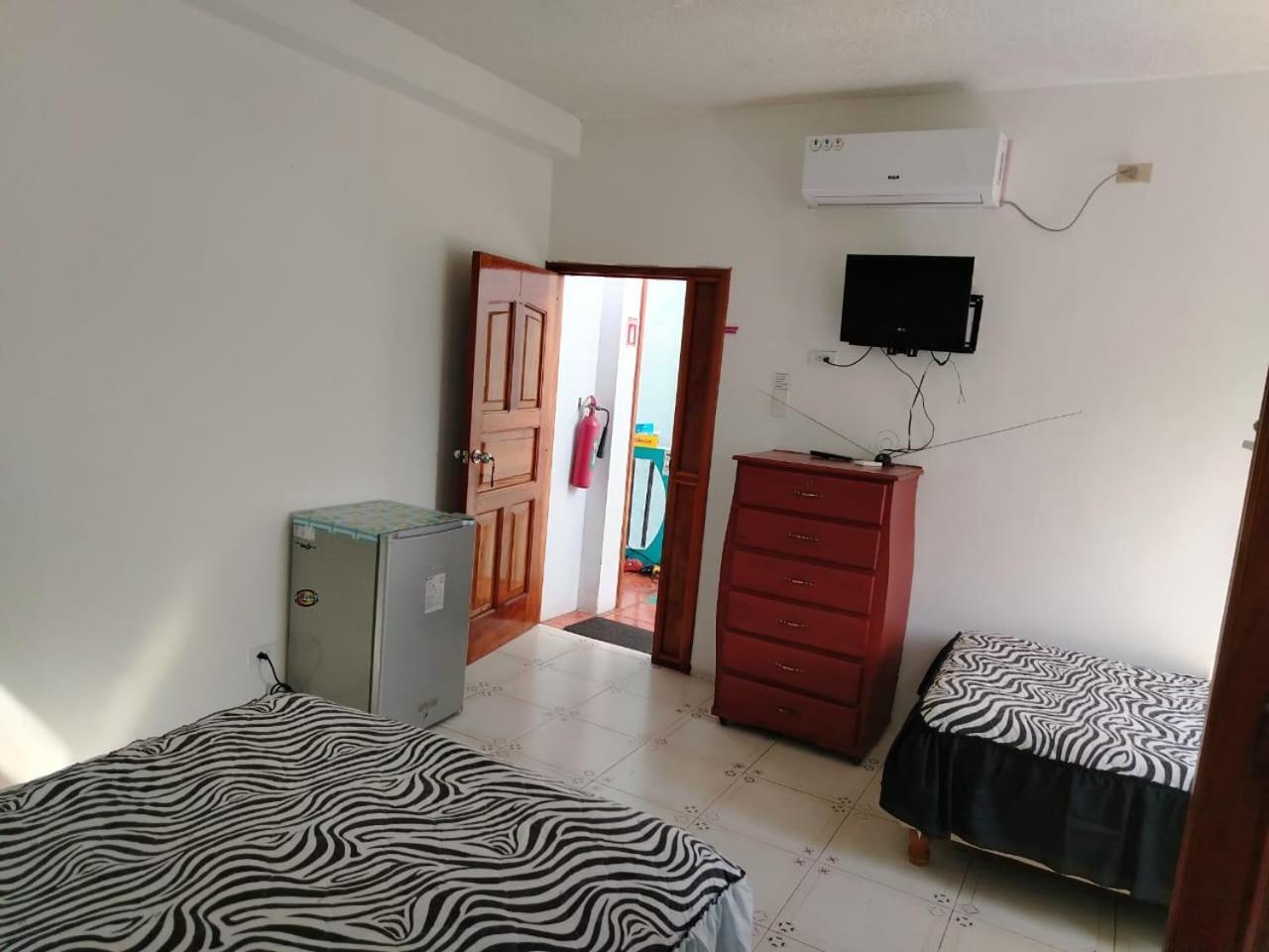 Casa De Celeste Puerto Baquerizo Moreno Dış mekan fotoğraf