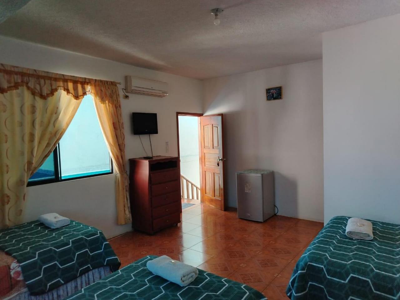 Casa De Celeste Puerto Baquerizo Moreno Dış mekan fotoğraf