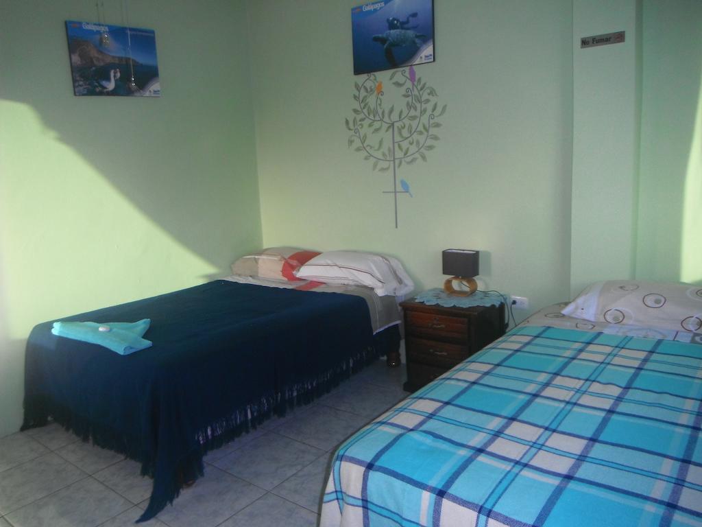 Casa De Celeste Puerto Baquerizo Moreno Oda fotoğraf